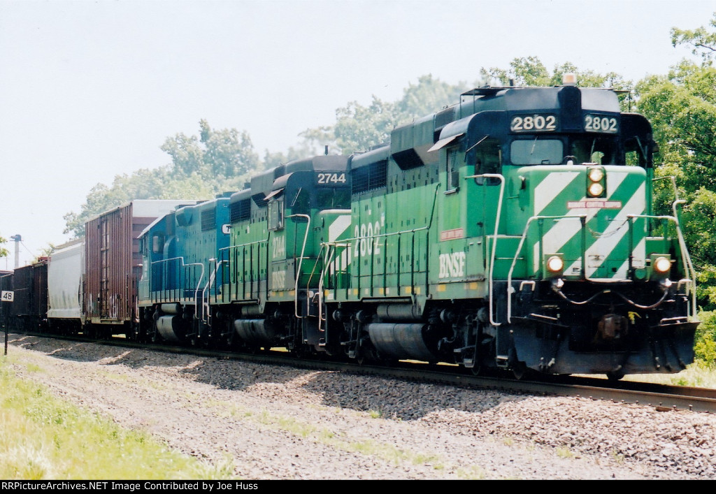 BNSF 2802 West